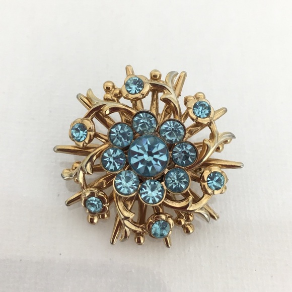 Vintage Blue Crystal Rhinestone Sunburst Cluster Brooch Pin Gold Floral Star Old - Picture 3 of 10